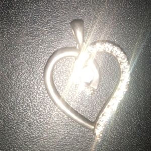 Silver diamond heart pendant